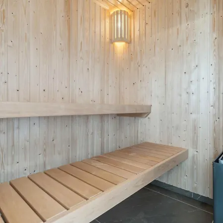 Impressive By The Helsnaes Bay Holiday home *