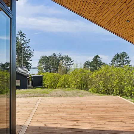 Holiday home Impressive Cottage, By The Helsnaes Bay! *