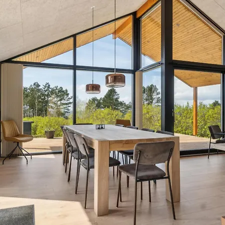 Impressive By The Helsnaes Bay Holiday home Millinge